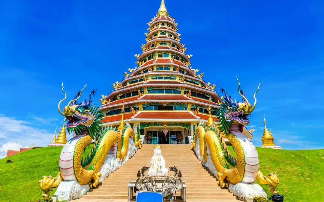 Chiang Rai Day Tour: White Temple, Blue Temple, Red Temple , Long Neck Village and Lalitta Café from Chiang Mai Image 5