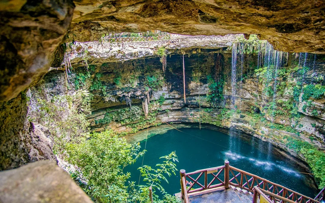 Chichén Itzá, Cenote and Archaeological Sites Tour with Lunch Image 3