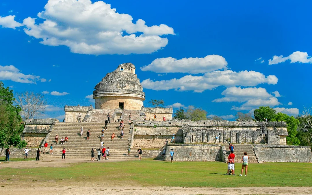 Chichén Itzá Guided Walking Tour Image 3