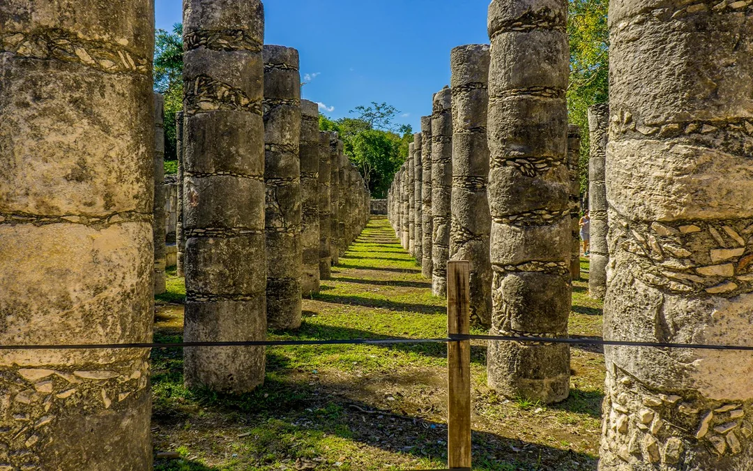 Chichén Itzá Guided Walking Tour Image 5