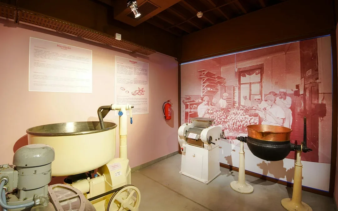 Chocolate Factory Tour  Image 8