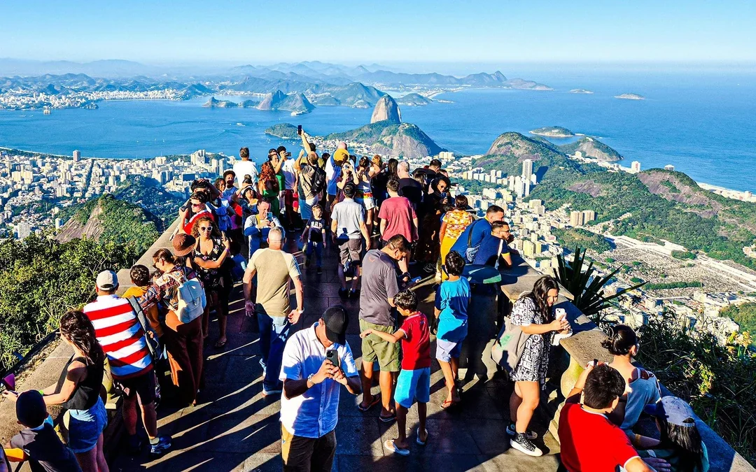 Christ the Redeemer Tickets with Round-Trip Van Transfers Image 4