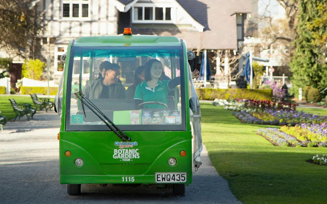 Christchurch: Botanic Gardens Guided Shuttle Tour Image 4