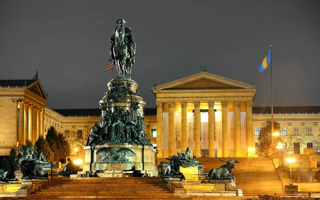 City Sightseeing: Philadelphia Night Bus Tours Image 3