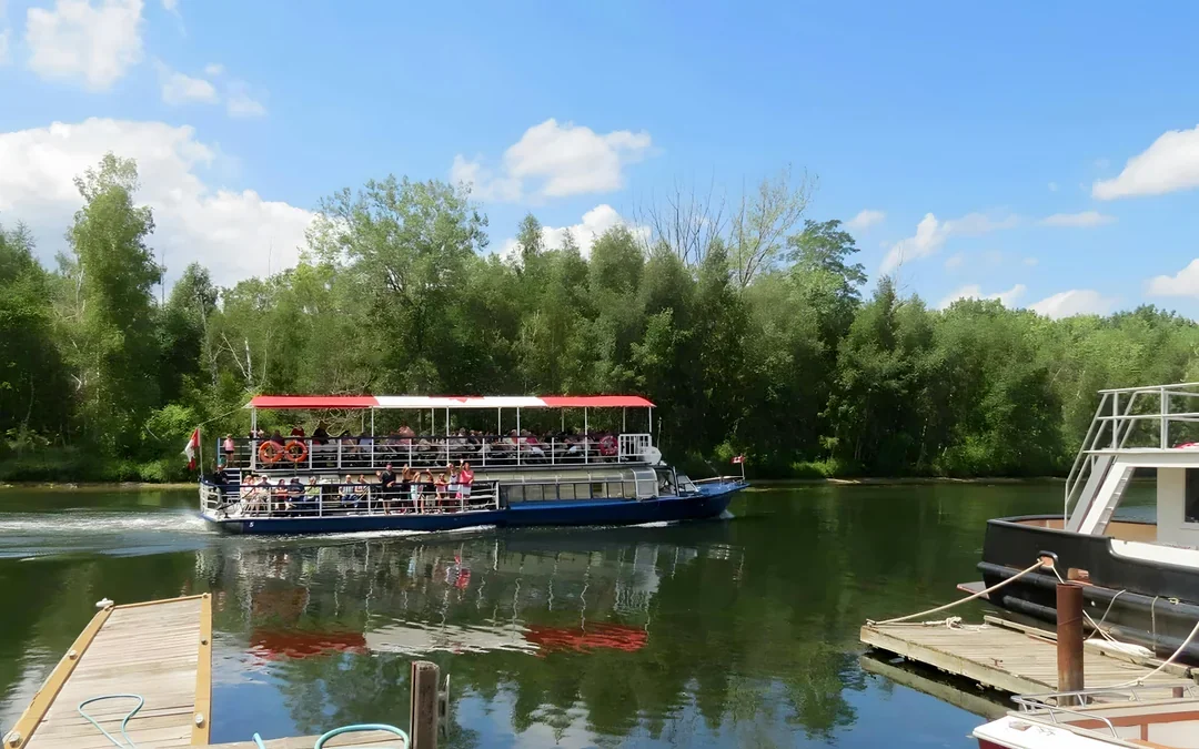 City Sightseeing Toronto 45-Minute Harbour and Islands Cruise with Live Guide Image 5