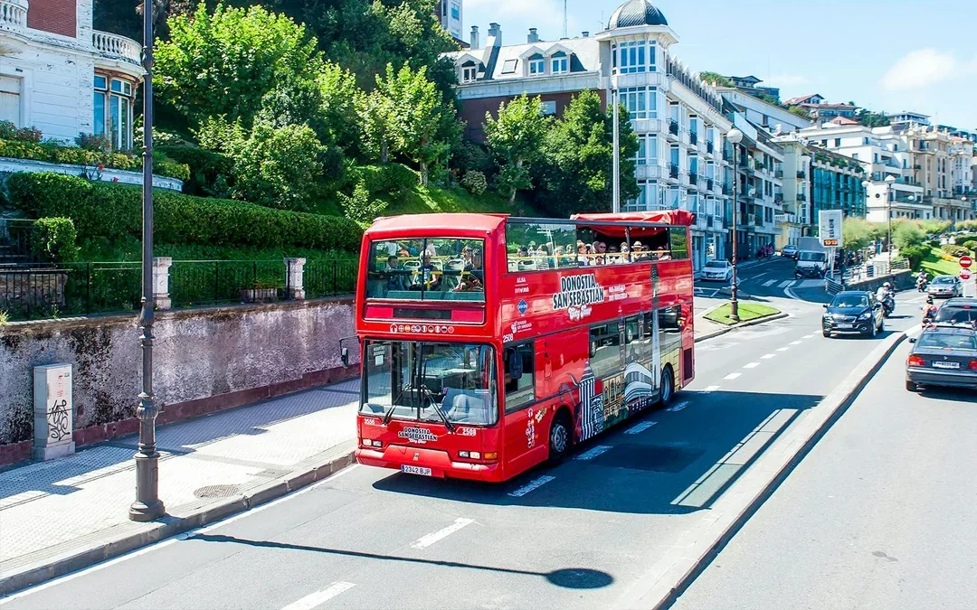 City Tour: San Sebastian Hop-on Hop-off Bus Tour Image 5