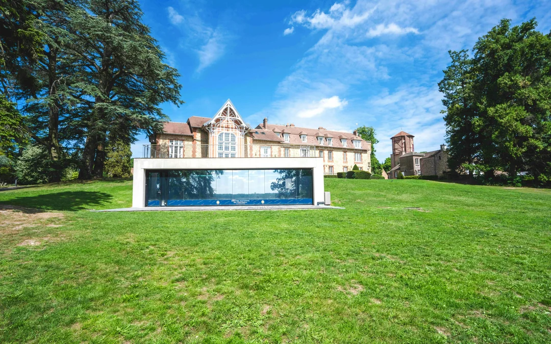 Clairefontaine: Guided Tour of the French National Football Center (CNF) Image 2