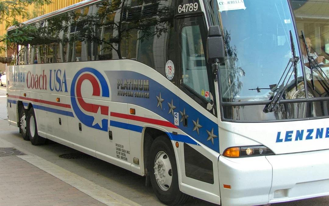 Coach USA One-Way Tickets: Chicago O'Hare Airport to/from Milwaukee City Center Image 5