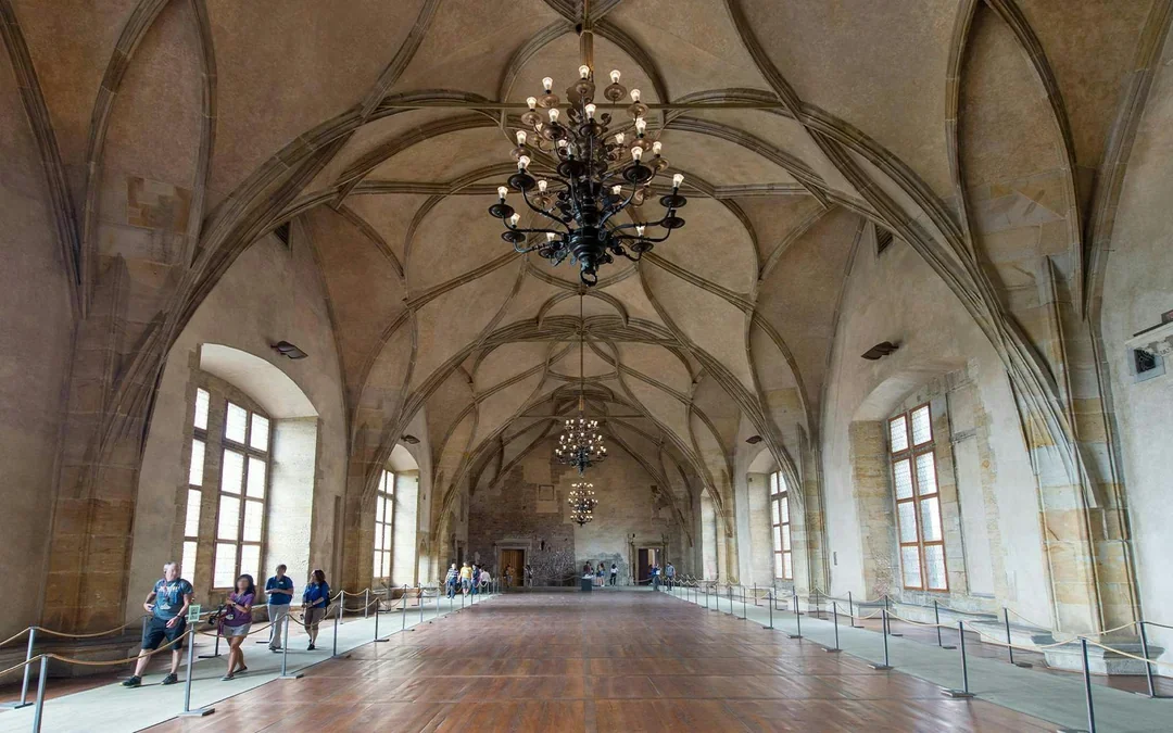 Combo: Lobkowicz Palace Tour + Prague Castle Tour Image 8