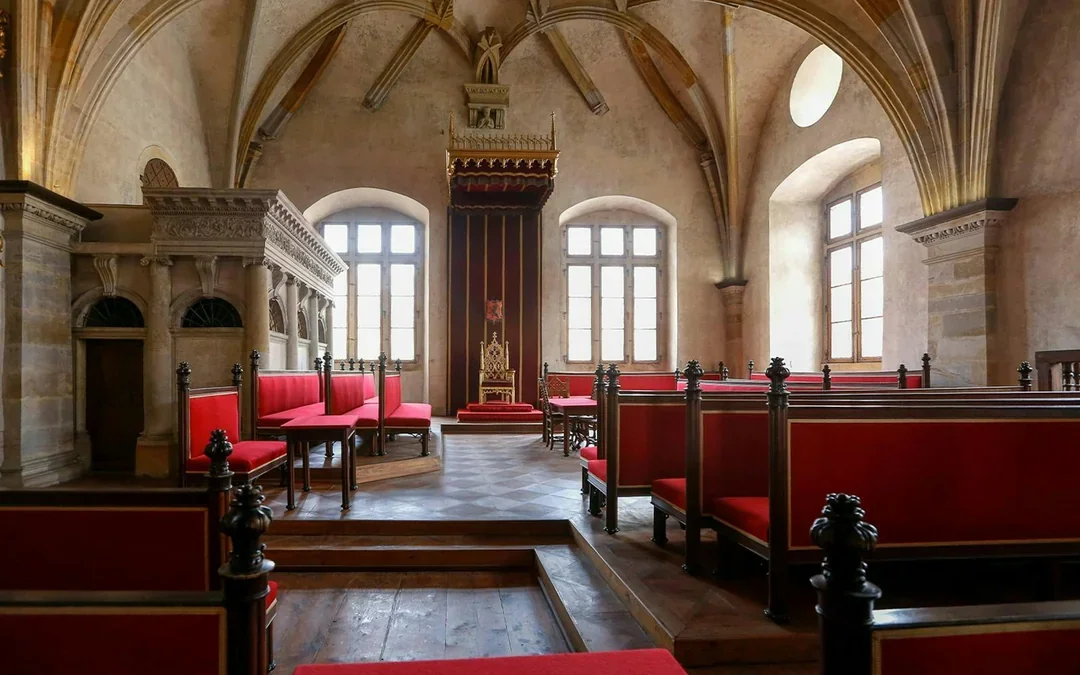 Combo: Lobkowicz Palace Tour + Prague Castle Tour Image 10