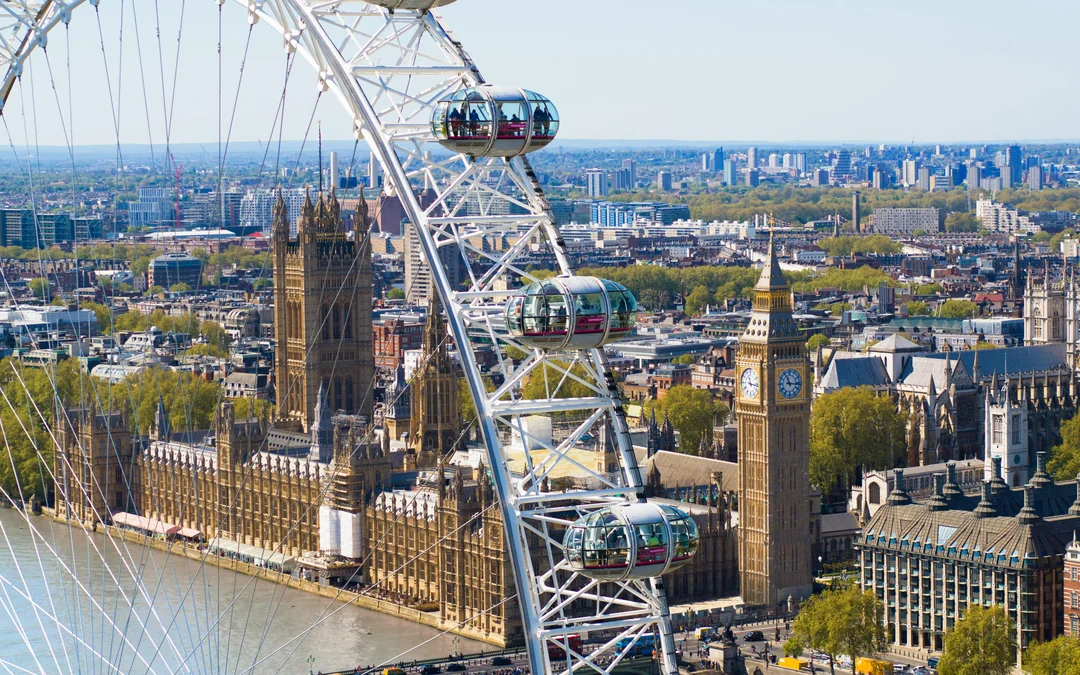Combo (Save 24%): London Eye + Madame Tussauds London Tickets Image 2