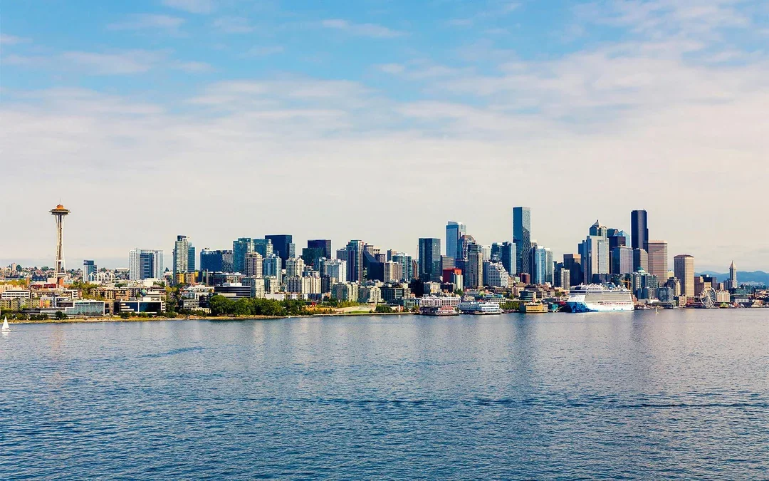 Combo: Seattle Hop-on Hop-off Bus Tour + Harbour Cruise Image 5