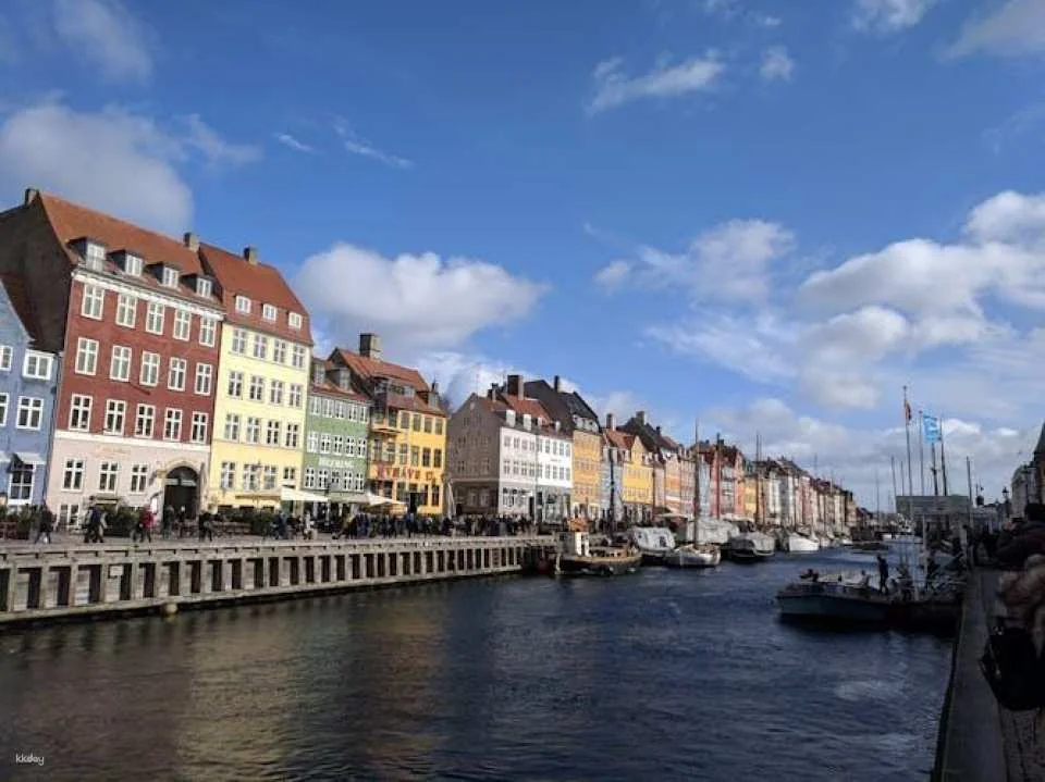 Copenhagen city game – the Little Mermaid and the Prince