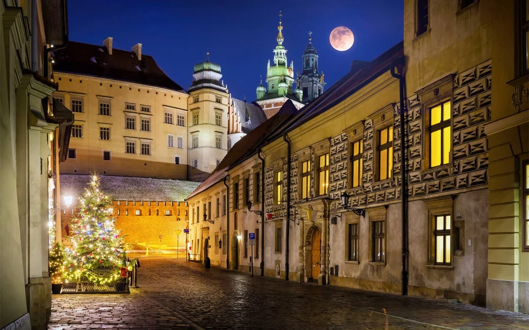 Creepy Krakow: 2-Hour City Walking Tour Image 5