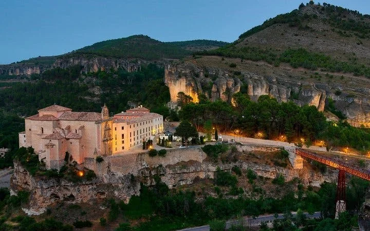 Cuenca Self-Guided Walking Tour on Mobile App Image 2