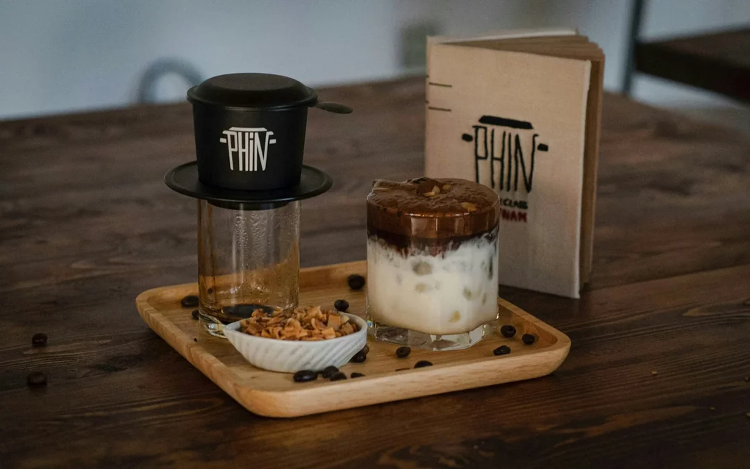 Da Nang Vietnamese Coffee-Making Class with Michelin Selected Dinner Image 2