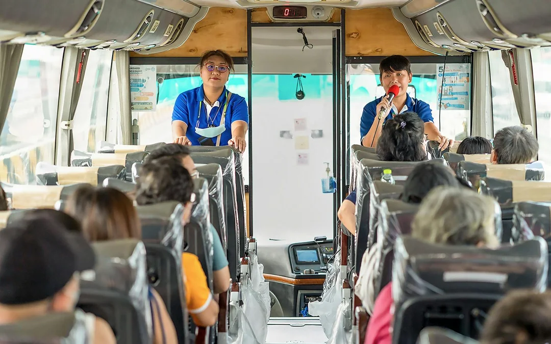 Damnoen Saduak Floating Market & Maeklong Railway Market Full-Day Guided Tour Image 6