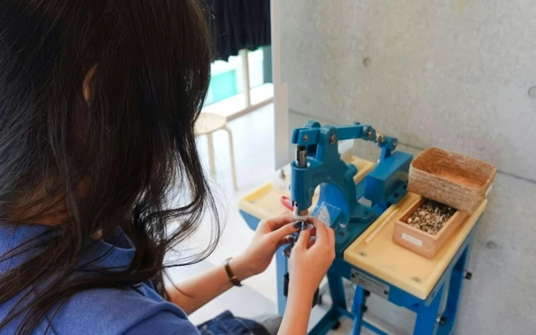 Daruma Jeans-Making Experience in Harajuku, Tokyo Image 11
