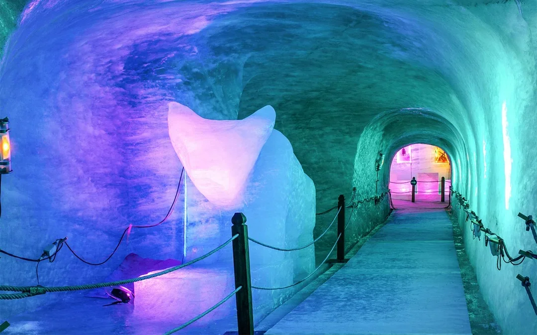 Day Trip to Chamonix Mont Blanc with Cable Car & Mer de Glace Train Ride Image 12