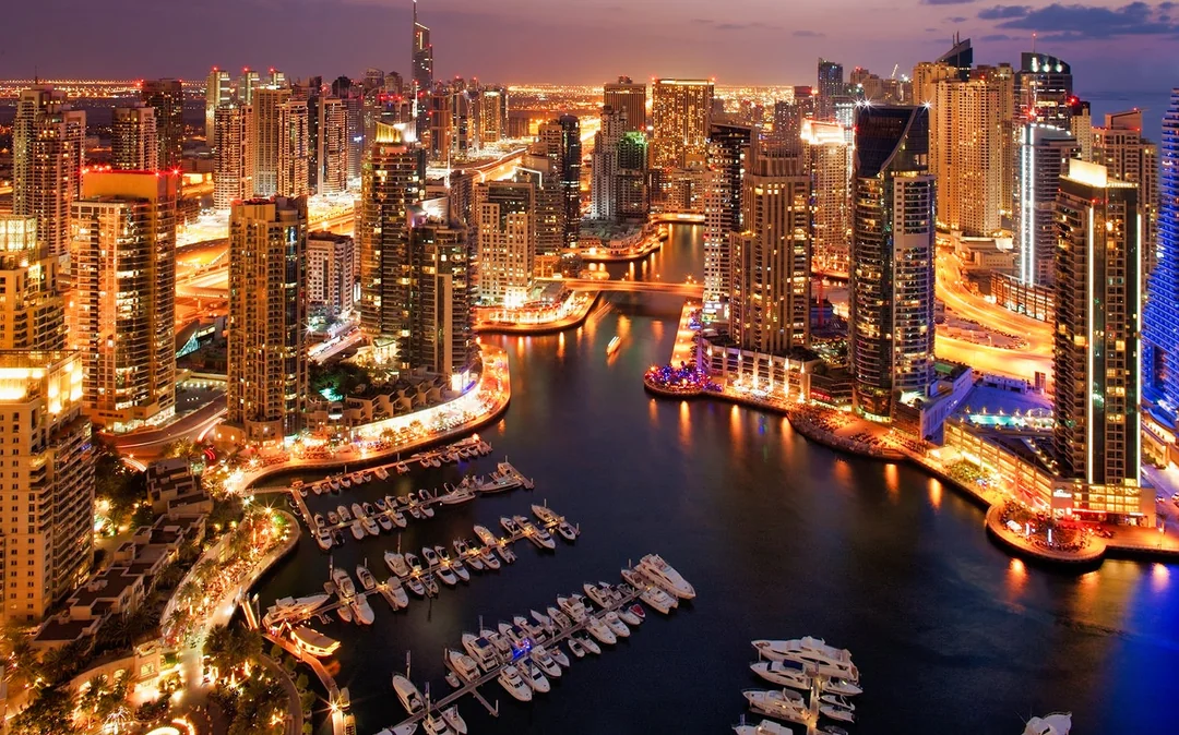 Dhow Cruise Dinner in Dubai Marina with Live Entertainment Image 4