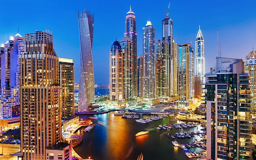 Dhow Cruise Dinner in Dubai Marina with Live Entertainment Image 5