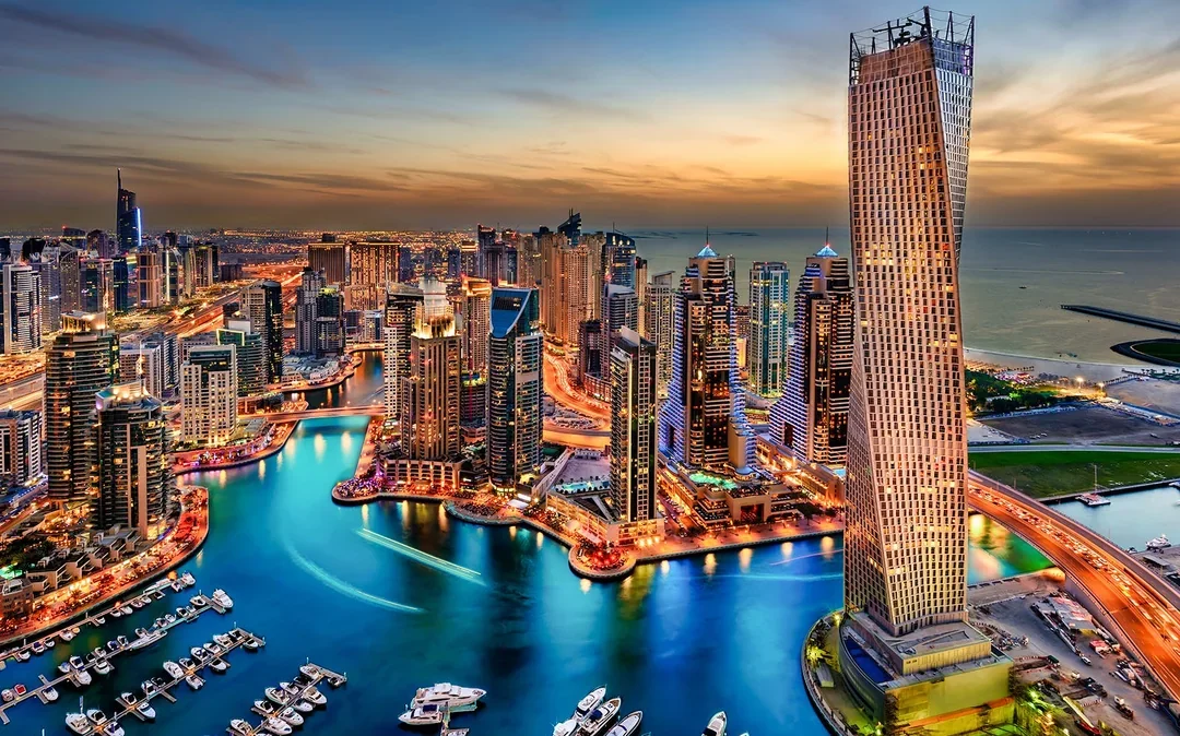 Dhow Cruise Dinner in Dubai Marina with Live Entertainment Image 6