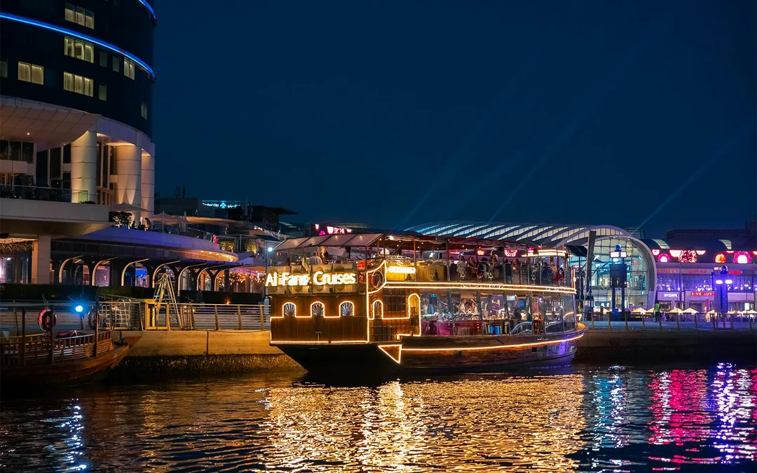Dine & Dazzle Evening Package: Dubai Canal Dinner Cruise with Unlimited Drinks + La Perle Show Image 4