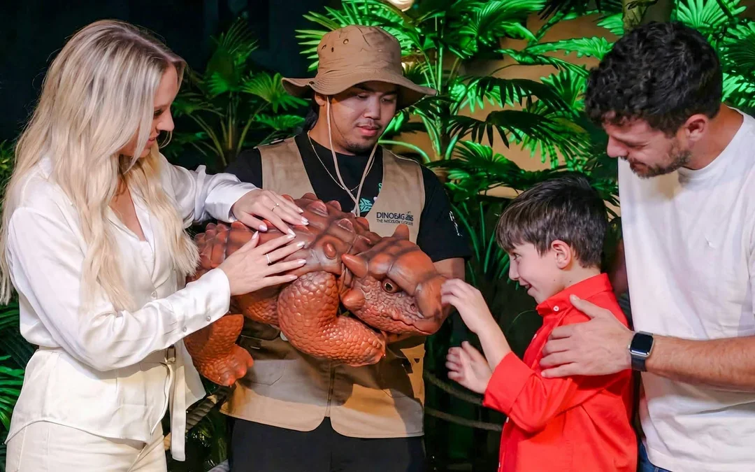 Dinosaurs: The Immersive Odyssey VR Experience Tickets with Museum Fossil Storage Access Image 1