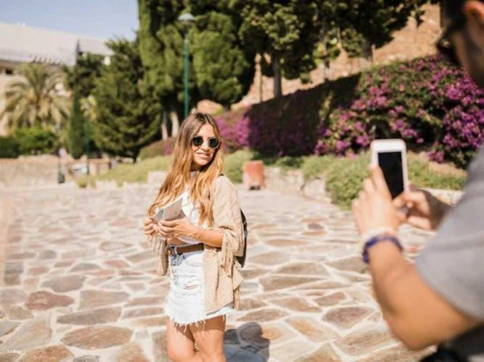 Discover Aix-en-Provence in 90 minutes with a local