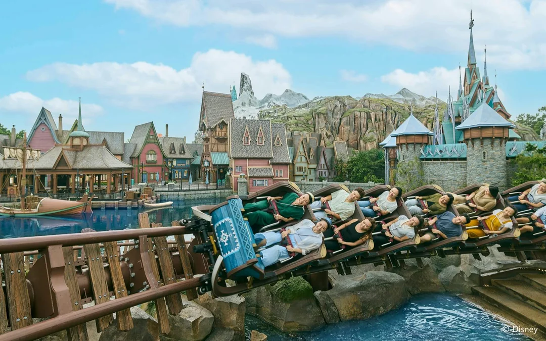 Disneyland: Disney Premier Access (Admission Not Included) Image 2