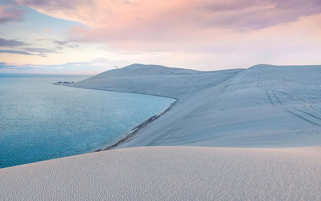 Doha Desert Safari: Dune Bashing, Sandboarding & Inland Sea Visit Image 5