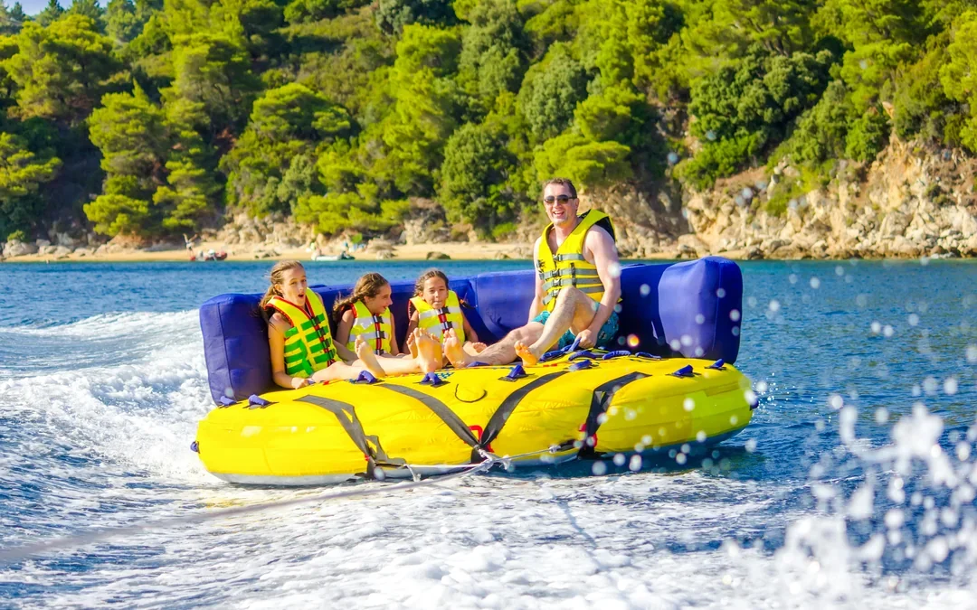 Donut Boat Ride Experience Image 5