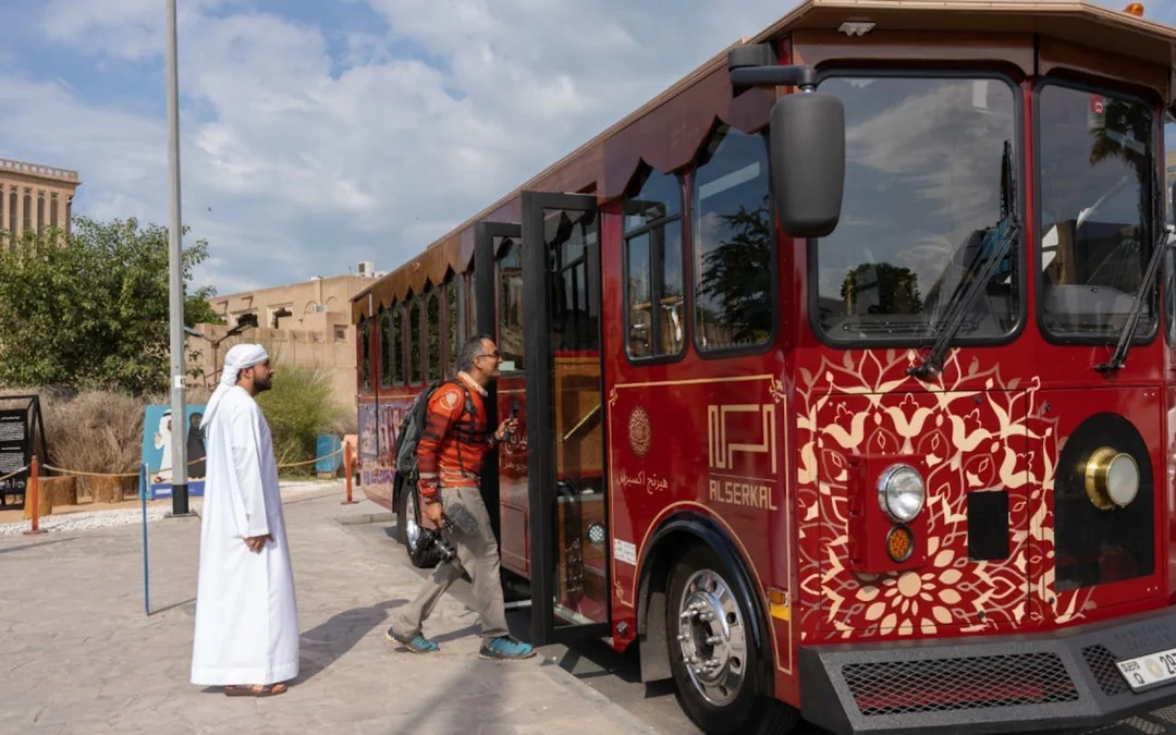Dubai Traditional Trolley Tour with Emirati Storytellers, Heritage Stops, and Brunch Image 1