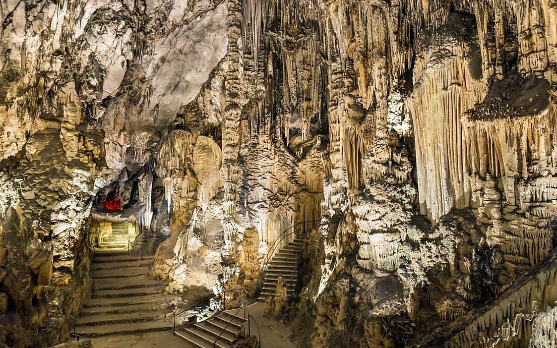 Eastern Majorca Tour with Arta Caves and Aloe Plantation Image 4
