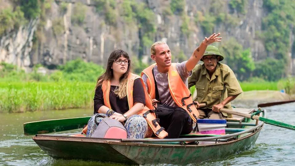 Easy & Time Saving Entrance Ticket to Tam Coc World Heritage Boating Experience