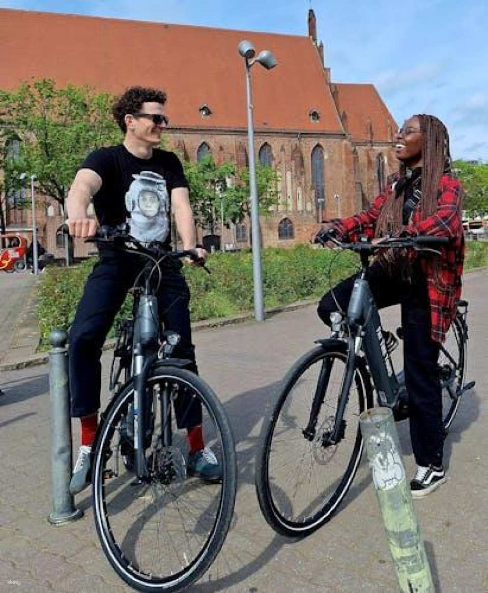 Electric bike rental in Berlin-Mitte