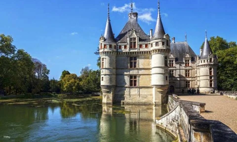 Entrance tickets for the Château Azay le Rideau
