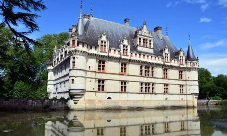 Entrance tickets for the Château Azay le Rideau