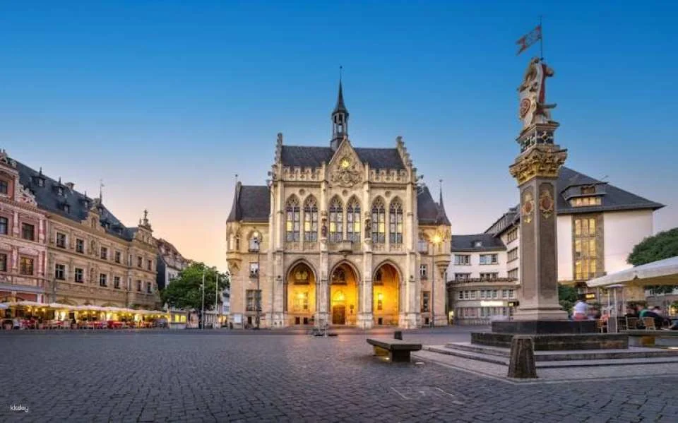 Erfurt city walking tour in 2 hours with a local