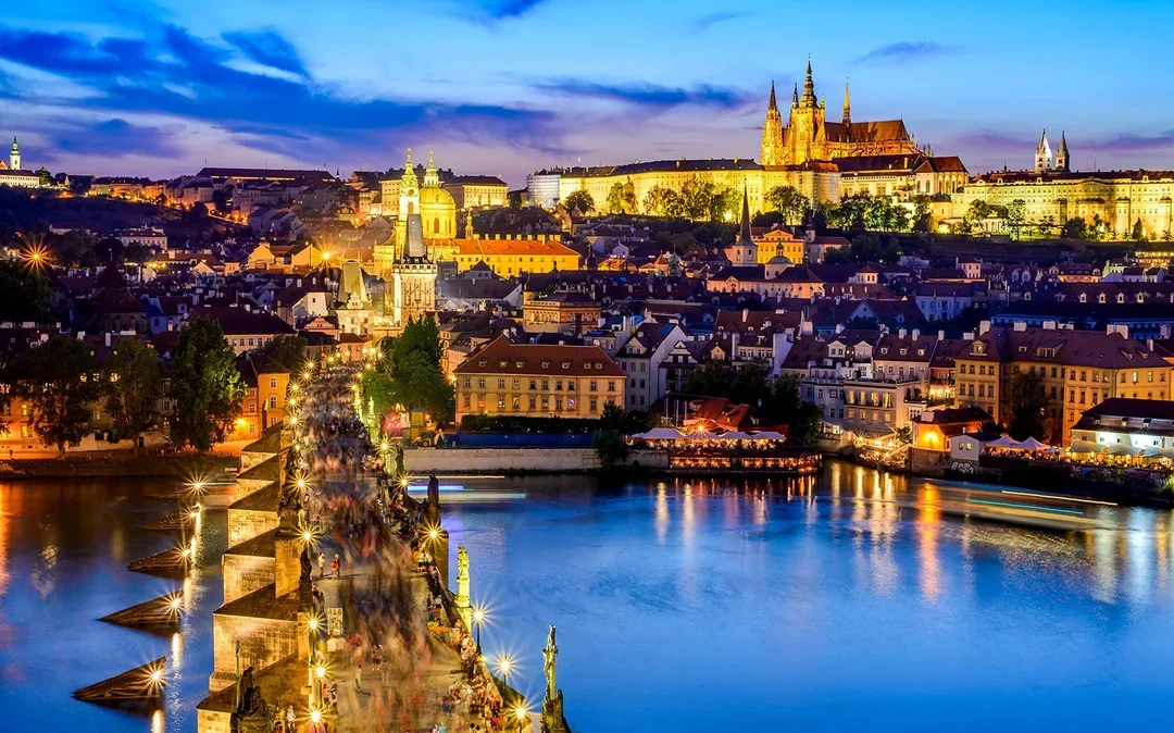 Evening Walking Tour with Panoramic Views of Prague Image 9
