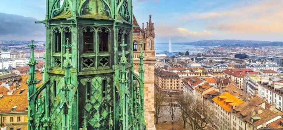Explore Geneva in 1 hour with a local
