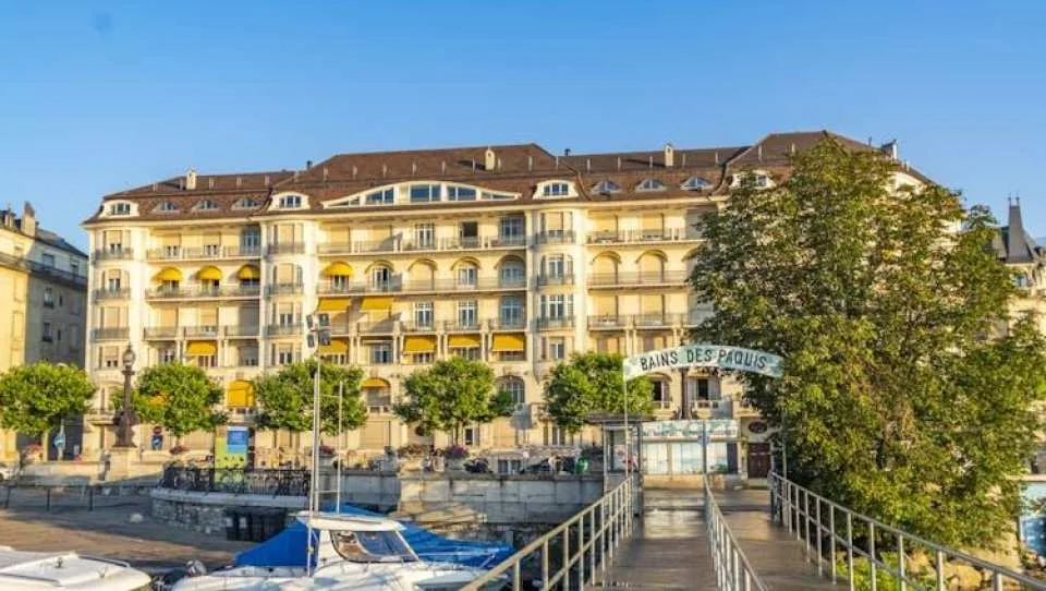 Explore Geneva in 1 hour with a local