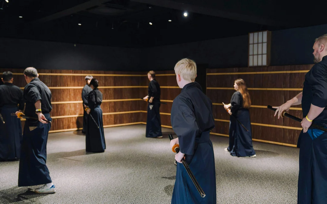 Family-Friendly Samurai Sword Experience in Shinjuku Image 3