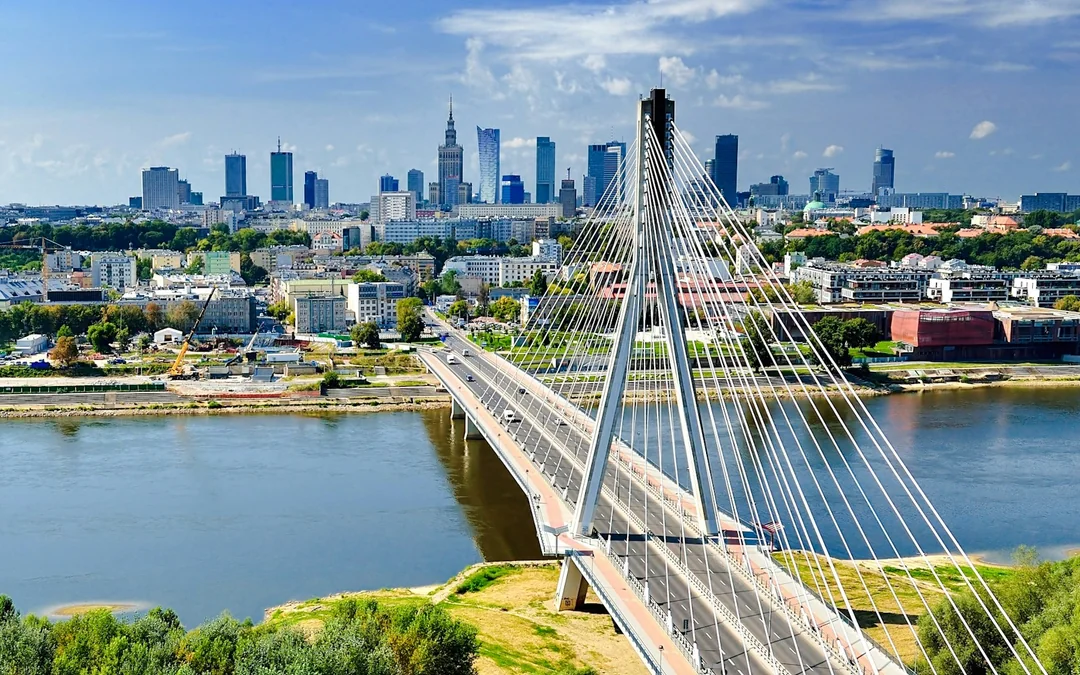 Fast-Track Palace of Culture and Science Warsaw Private Tour Image 1