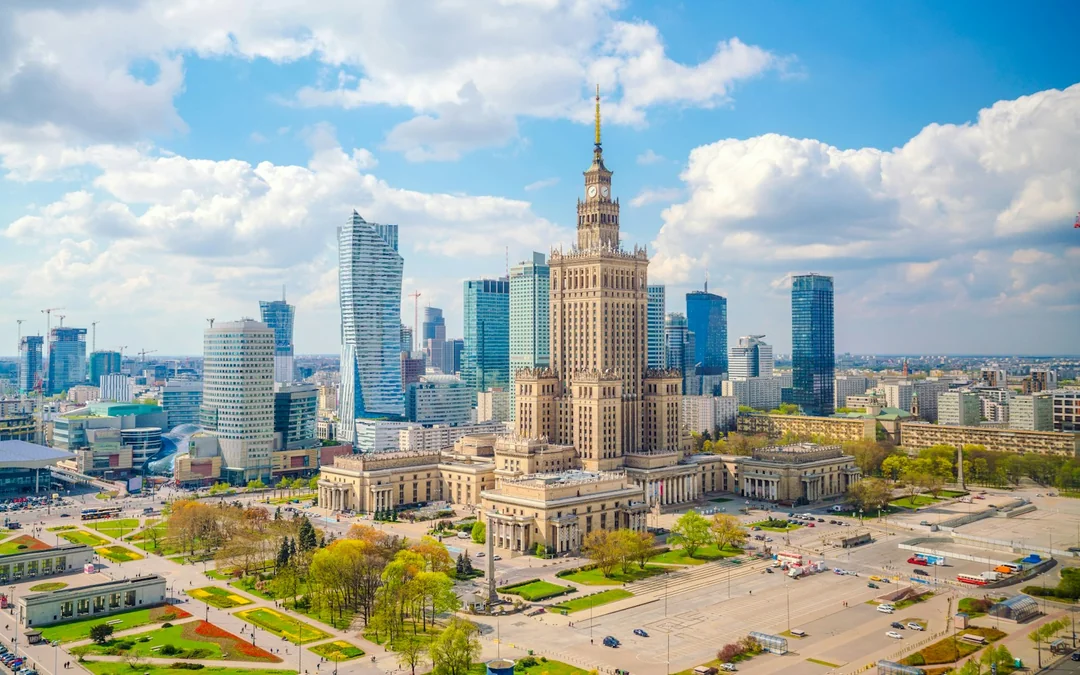 Fast-Track Palace of Culture and Science Warsaw Private Tour Image 5