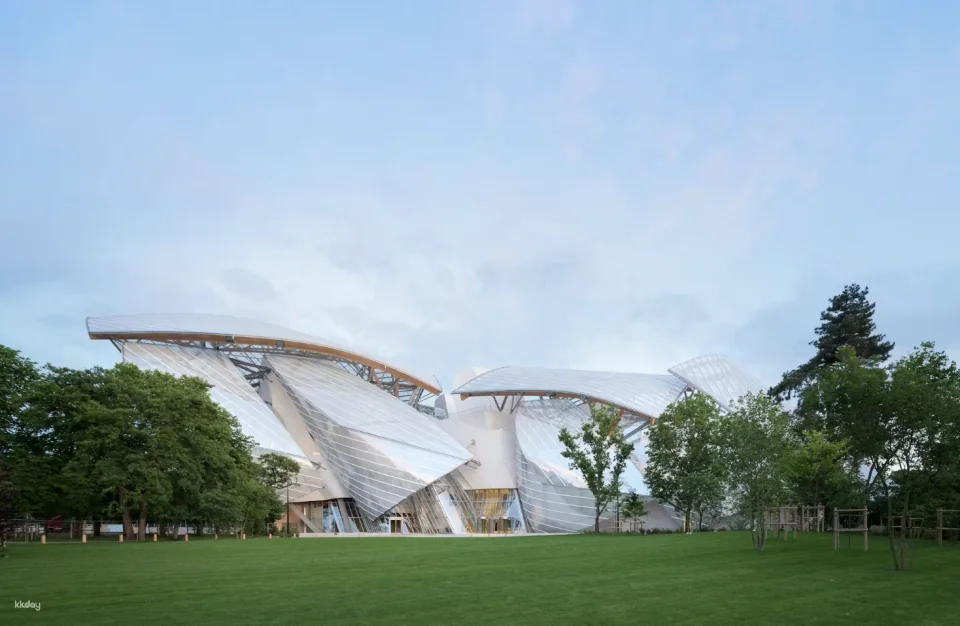 Fondation Louis Vuitton: Premium Access