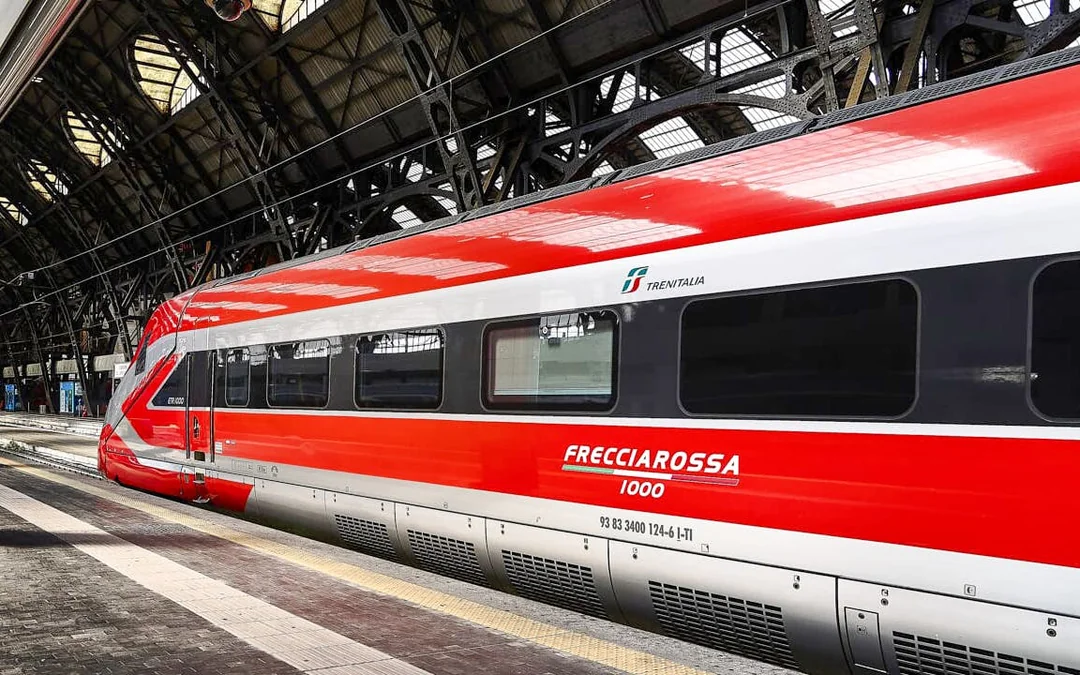 Frecciarossa: One-Way High-Speed Train Transfers Between Bologna Centrale & Modena Railway Station Image 5