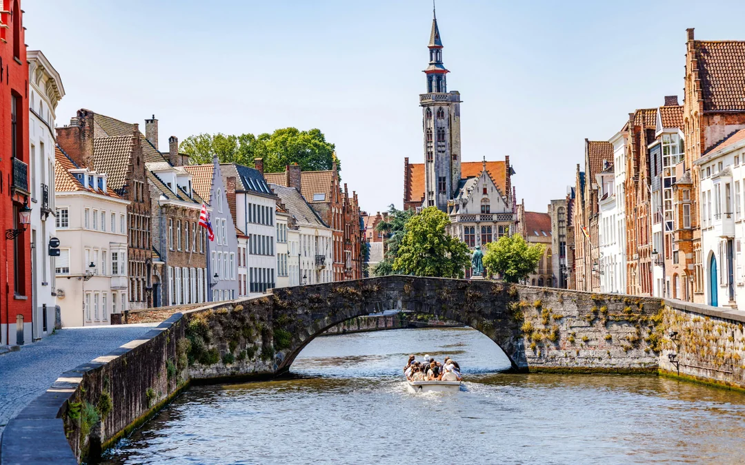 From Amsterdam: Bruges Day Trip with Boat & Beer Options Image 9