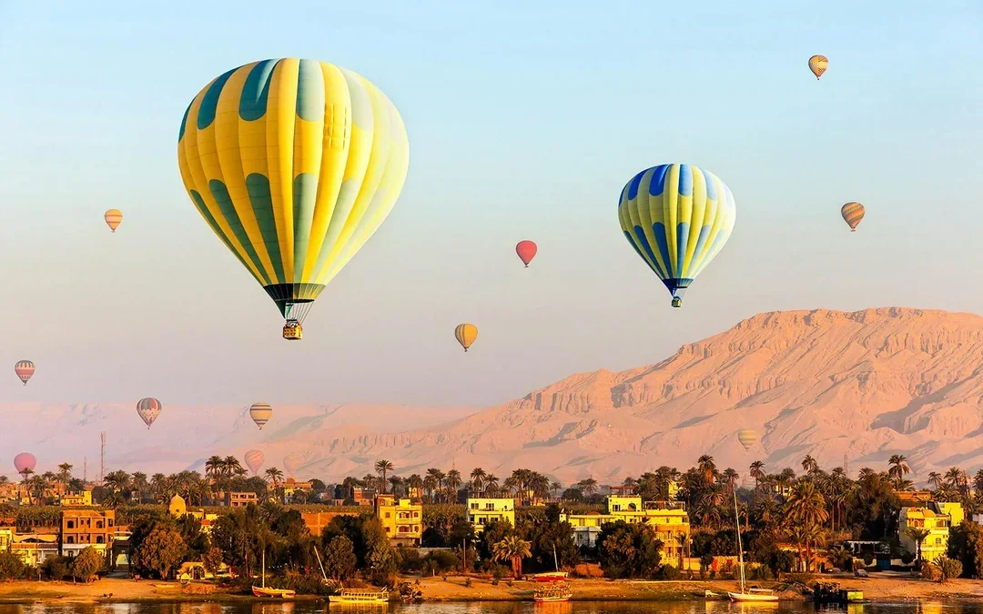 From Aswan: 4-Day Nile Cruise with Luxor Hot-Air Balloon Ride & Abu Simbel Visit Image 5