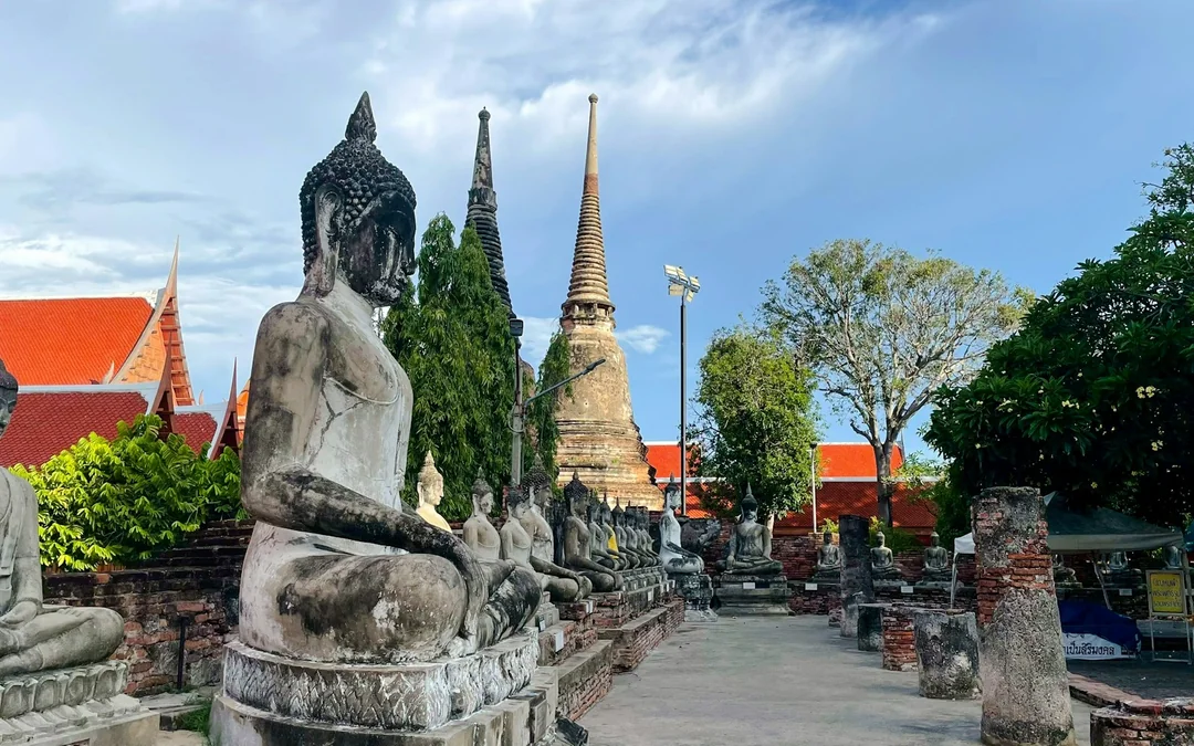 From Bangkok: Ayutthaya Historical Park Day Trip with German-Speaking Guide Image 1